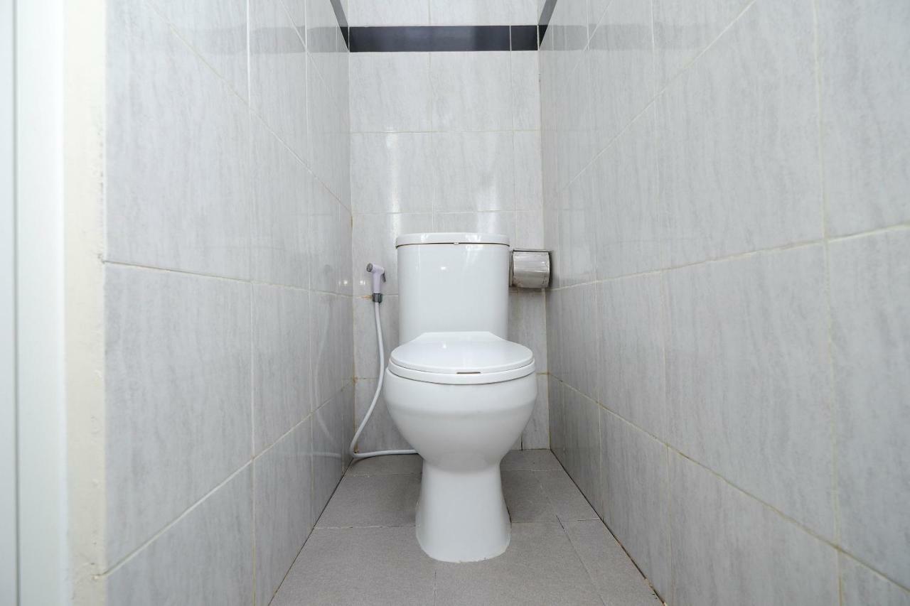 Unta Residence Semarang Exteriör bild